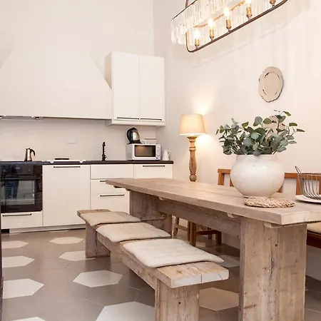 La Casa Di Rouse *