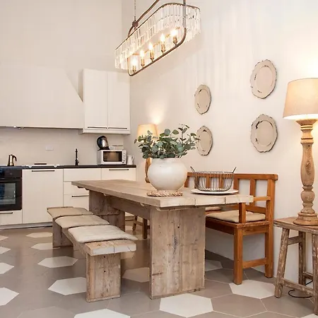 La Casa Di Rouse Florencie